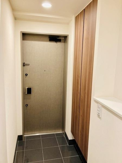 【玄関】