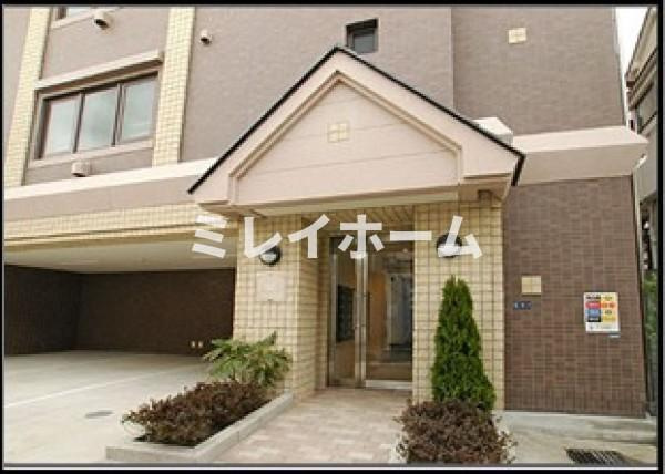 CASAIMUTAのエントランス