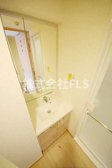 北区赤羽西２丁目の賃貸マンションの独立洗面台