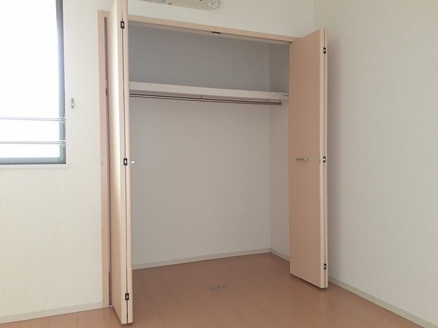 ラ　コリーナ　Ｄの収納