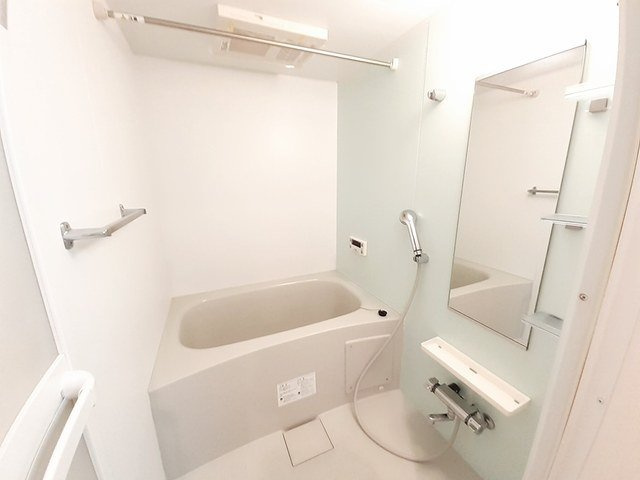 ソレイユ西町Ｂの浴室