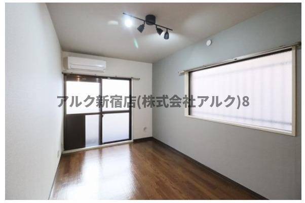メゾン・ド・ジャンティエースの居間・リビング|居間です　別部屋参照