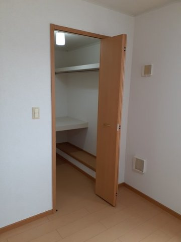 サン・Ｅ・Ｅの収納