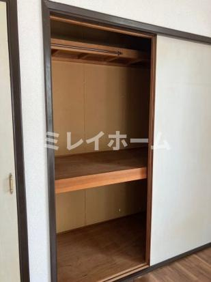 平井ハイツの収納