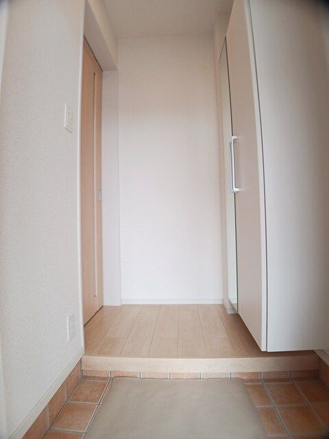 カーサ　グリシーナ　球場前　Ⅱの玄関