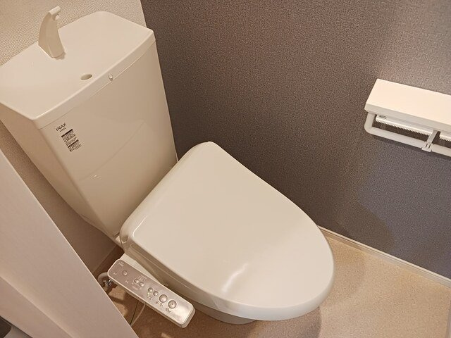小張プレイスⅠのトイレ|落ち着いたトイレです