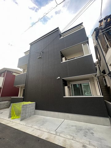ROBOT　HOUSE尼崎の外観