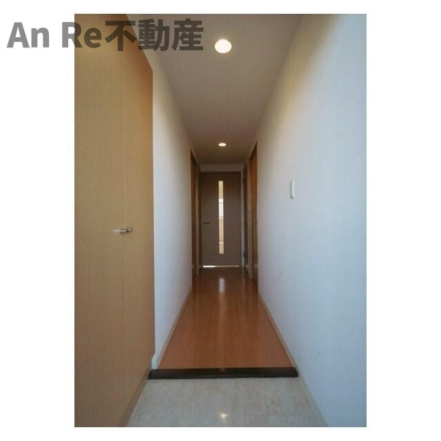 さいたま市緑区大字大門の賃貸マンションの玄関