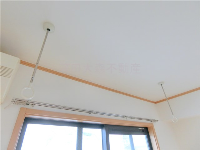 カーサ寿（コトブキの設備|室内物干し金具