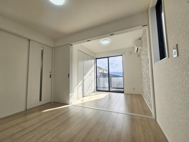 エターナルシー港町の居間・リビング