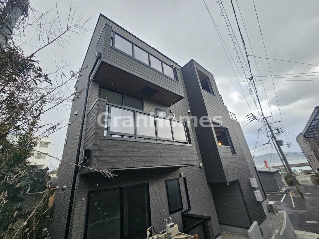 エターナルシー港町の外観