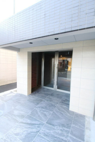 レオーネ板橋本町Ⅱのエントランス