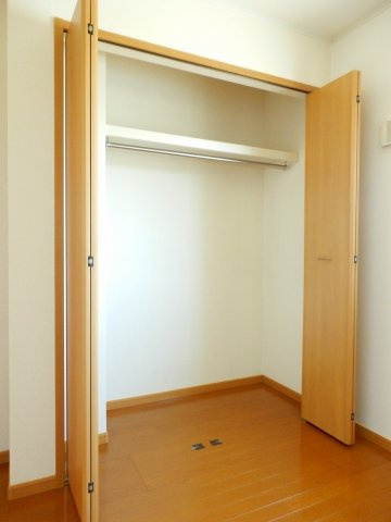 サニー　レジデンスの収納