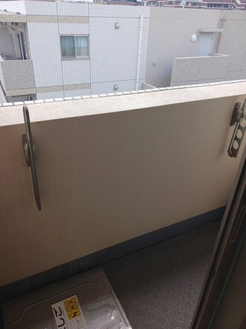 ＥＸＩＶ田園調布（エクシブのバルコニー|落ち着いた時間を過ごせるバルコニーです