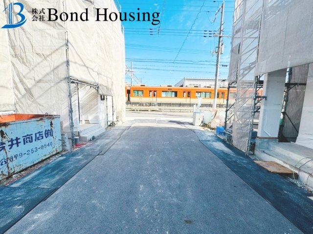 全7区画　3方角地　二見町東二見　B号棟　新築戸建の前面道路含む現地写真