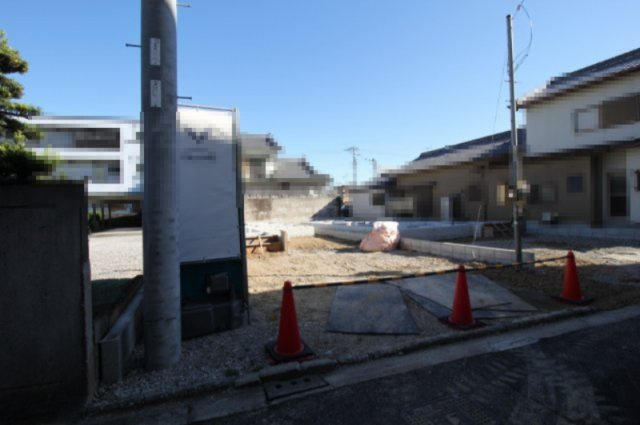 高知市潮新町2丁目　新築戸建  1号棟　（全2区画）　の外観|土地面積　168.77㎡　（約51.05坪）　建物面積　113.03㎡（約34.19坪）
