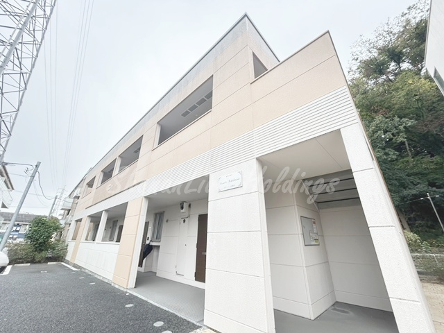 横浜市戸塚区上矢部町のアパートの外観