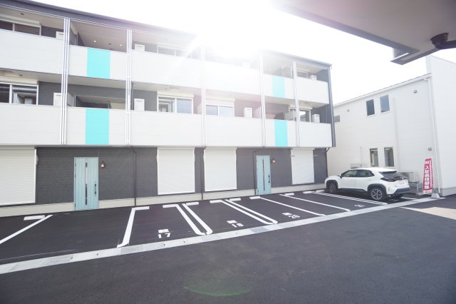 シャンテ経田Ⅰの駐車場