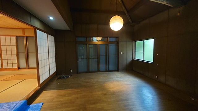 湯布院町川北の洋室