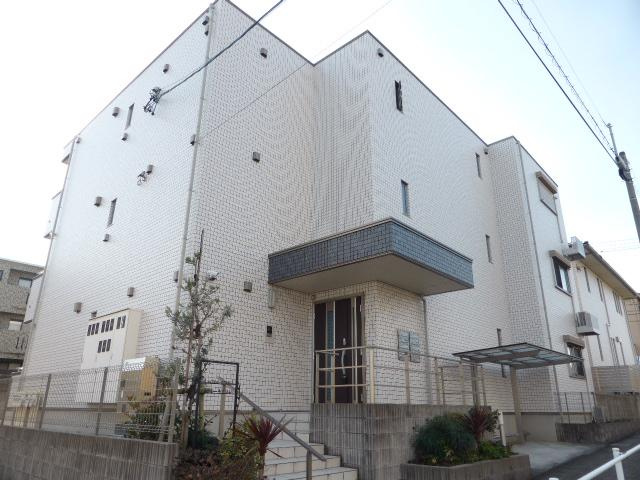 ラシーネグランの外観