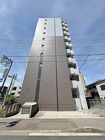 コートバスクの外観