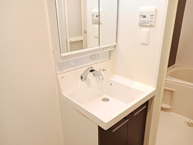 サンプラザ　茨木の洗面所