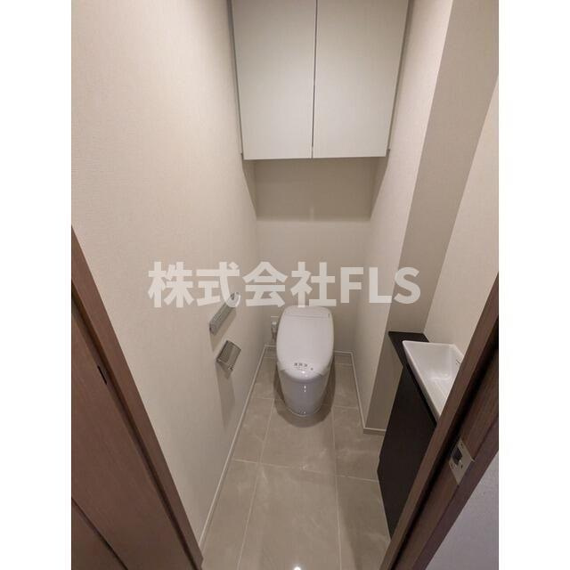 新宿区高田馬場４丁目の賃貸マンションのトイレ