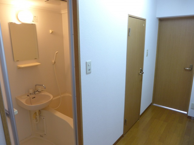 アバンティ学南町のその他