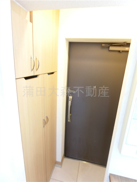 ルーブル大鳥居参番館の玄関
