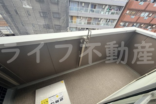 エルマール今里のバルコニー