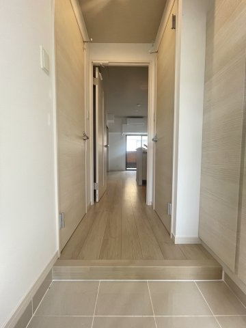 Modern palazzo博多PRECIOUSの玄関