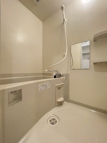Modern palazzo博多PRECIOUSの浴室