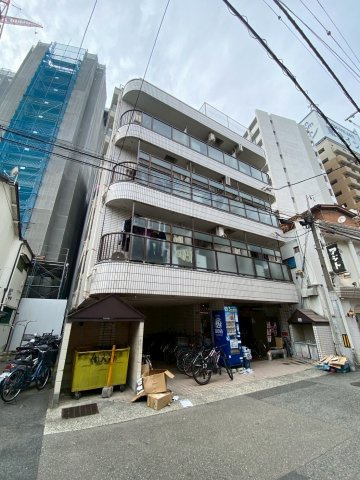 リオーラ神戸の外観