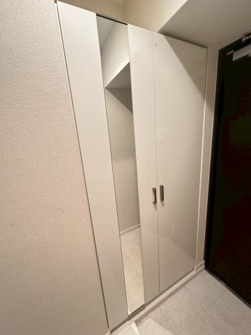 アルページュ西新の玄関