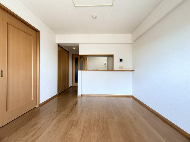 コントレイルの居間・リビング