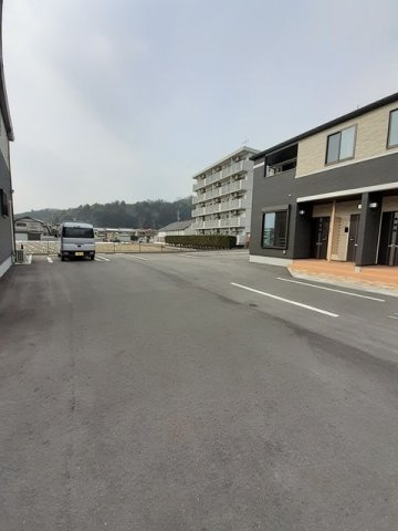 サニー・レジデンス　Ⅰの駐車場|カースペースがあります