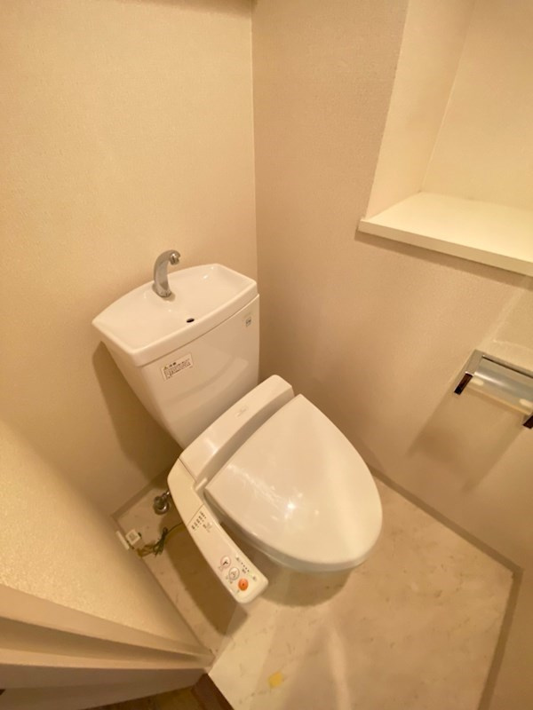S-RESIDENCE学園坂のトイレ