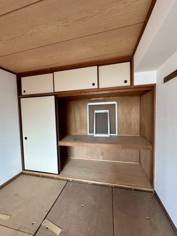 UR武庫川 28号棟の収納