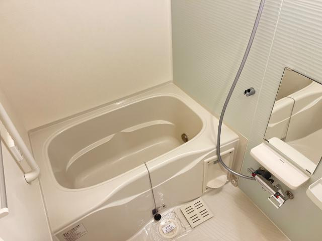 クレール矢賀駅前の浴室|バス