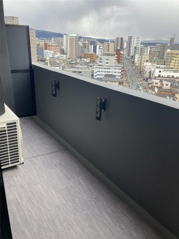 S-RESIDENCE六ツ門abreastIのバルコニー|南向きの広々バルコニーで洗濯物もよく乾きます