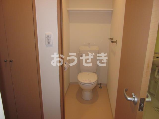 アルティーム生麦のトイレ