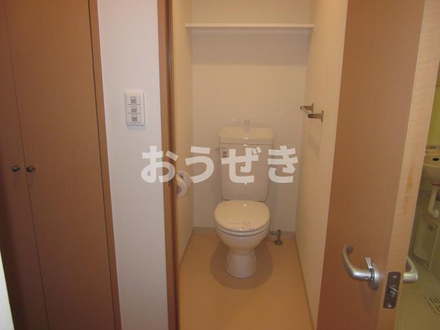 アルティーム生麦のトイレ