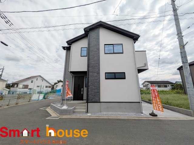 南区上鶴間本町７期の外観|お住まいの前面道路が広いと駐車が楽になり、陽当たりも遮られないので明るく居心地の良いお家になります♪