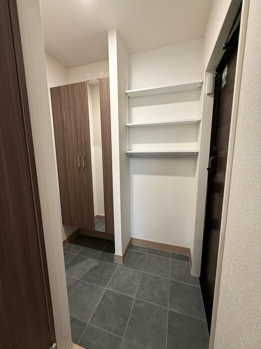 Ｄ－ＲＯＯＭ高須２丁目　A棟の玄関