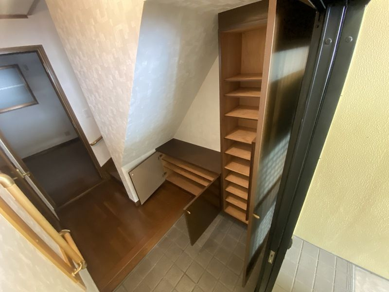 下小阪1丁目戸建の玄関