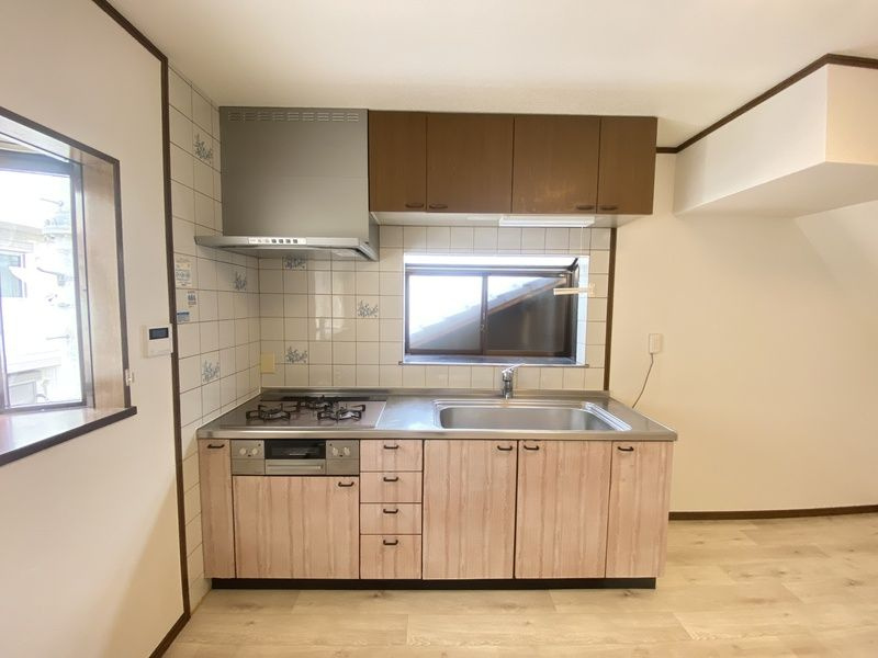 下小阪1丁目戸建のキッチン