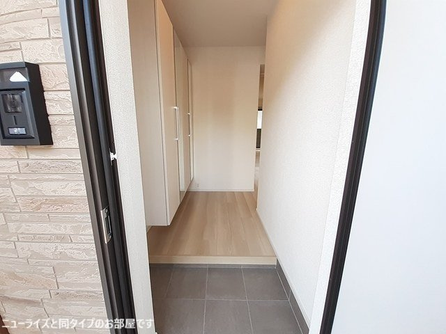 リバージュの玄関