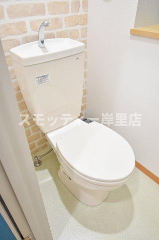 エレガントライフ岸里のトイレ
