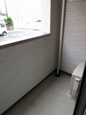 エレガンス岩堀のバルコニー