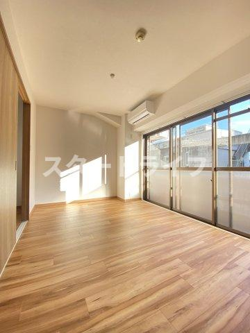 大阪市東淀川区東中島４丁目の賃貸マンションの寝室